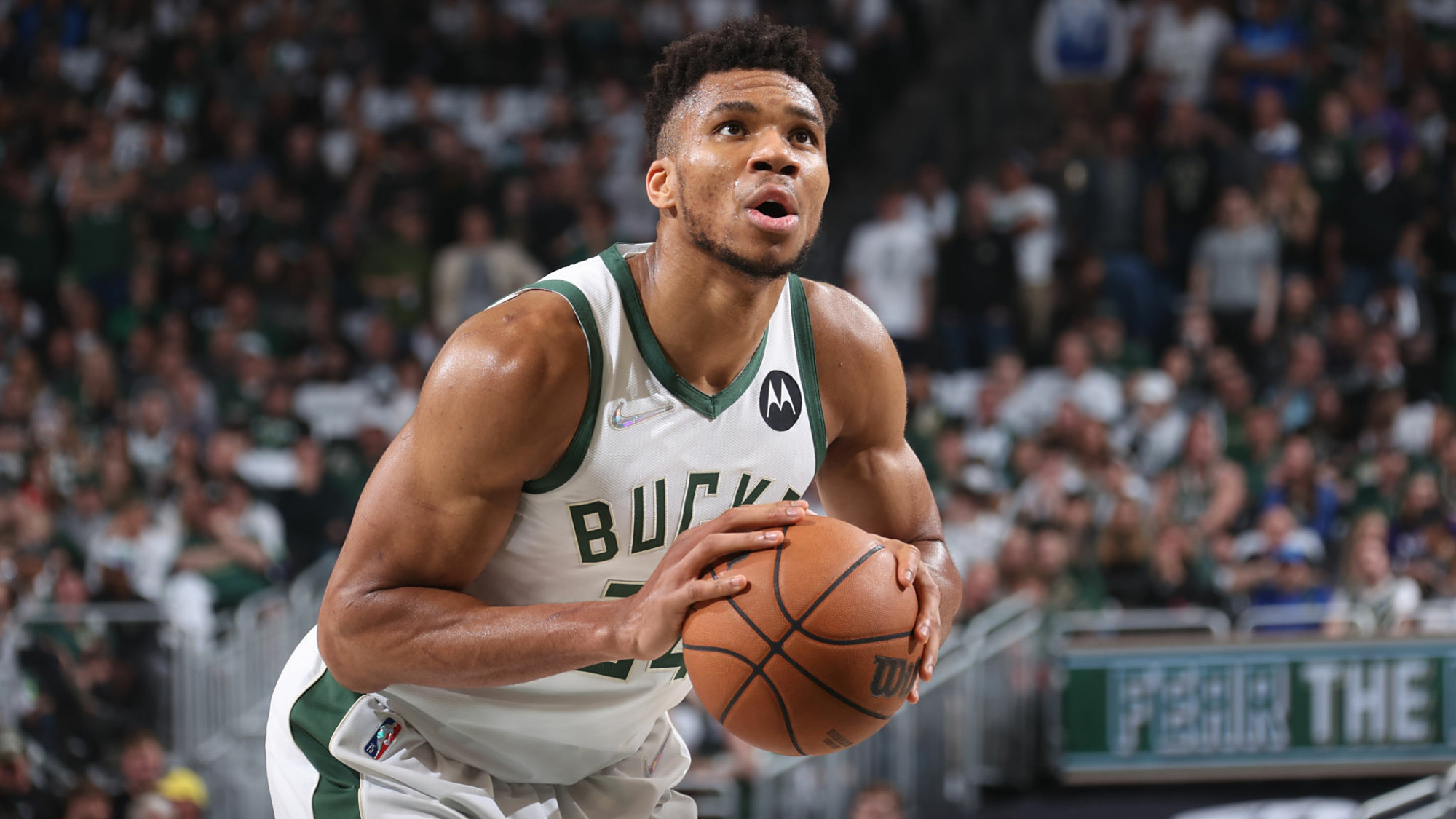 窗口期密尔沃基雄鹿手感冰凉——足总杯节点到来；更衣室稳定；训练强度明显提升的简单介绍