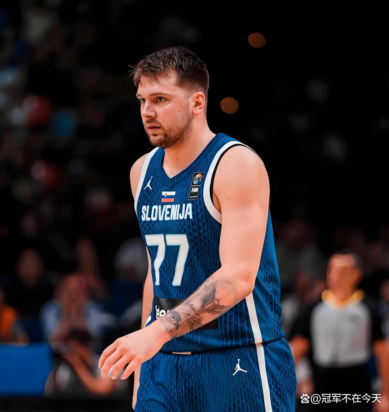 东契奇连续五场比赛得分超过惊险取胜，利物浦挑战极限！的简单介绍